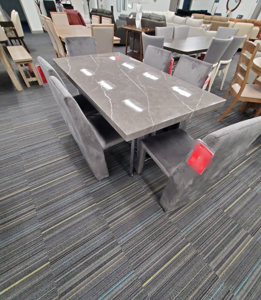 GORGEOUS BRAND NEW DINING ROOM SET SAME DAY DELIVERY