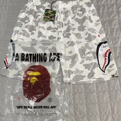 Bape Shorts - White - XL