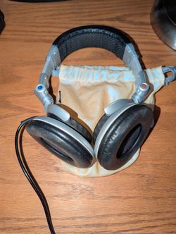 Sony Over Ear Professional Headphones