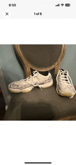 Jordan Air Jordan 11 Low Snakeskin White Gray Men's Low Top Sneakers
