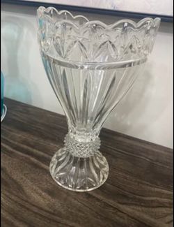 Crystal Vase By Godinger