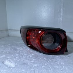 Mazda CX5/CX-5 Outer Driver Side Taillight Year 2017-2021