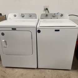 Maytag XL Like New Washer Dryer