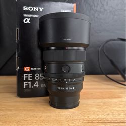 Sony 85mm f1.4 Gmaster ii lens