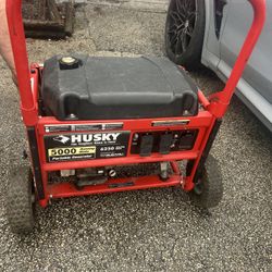 Husky 6250W Generator – Jobsite / Hurricane Ready 