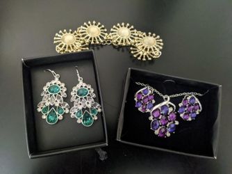  Jewelry Earrings  Bracelet Necklace 