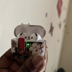 Ear Pods With Case 