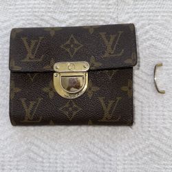 Authentic Luis Vuitton Koala Wallet 