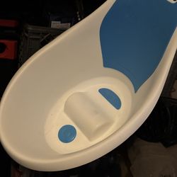 Baby/small Toddler Bath 