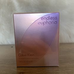 Calvin Klein Euphoria Perfume New