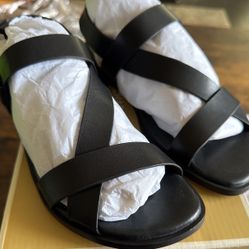 Michael Kors Black Mackay Flat Sandal Size 6