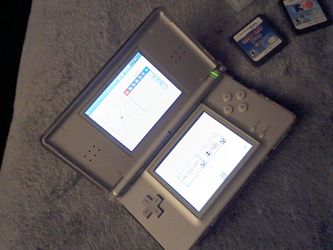 Nintendo DS Lite Bundle $70 FIRM