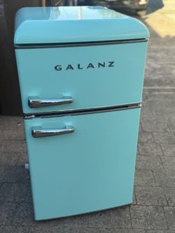 Brand New Galanz Mini Fridge