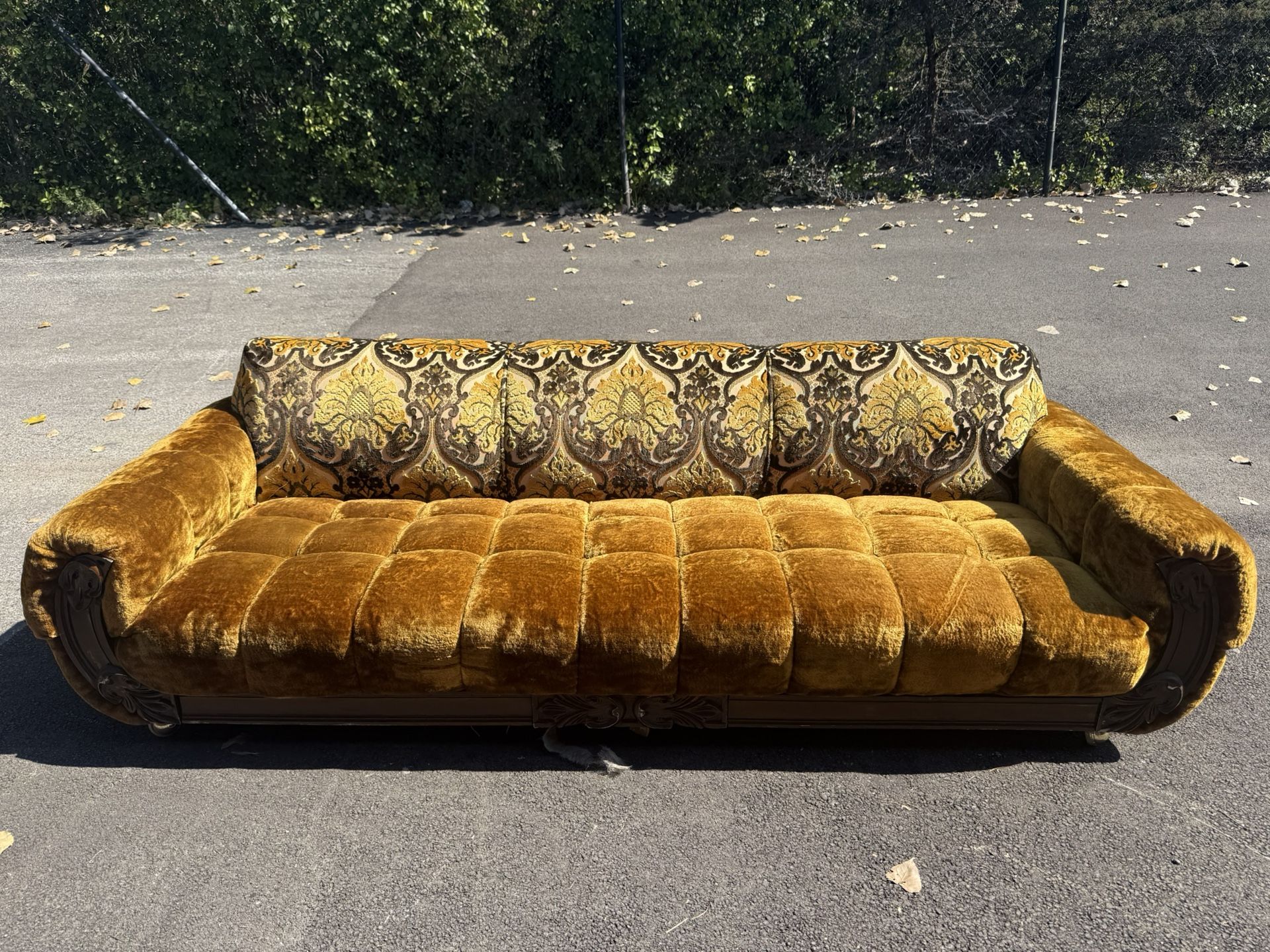 Vintage Retro Gold Tufted Sofa! ***Free Curbside Delivery***