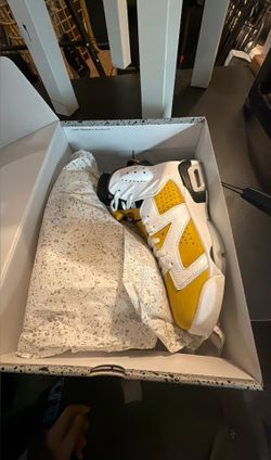 Yellow 6 Jordan