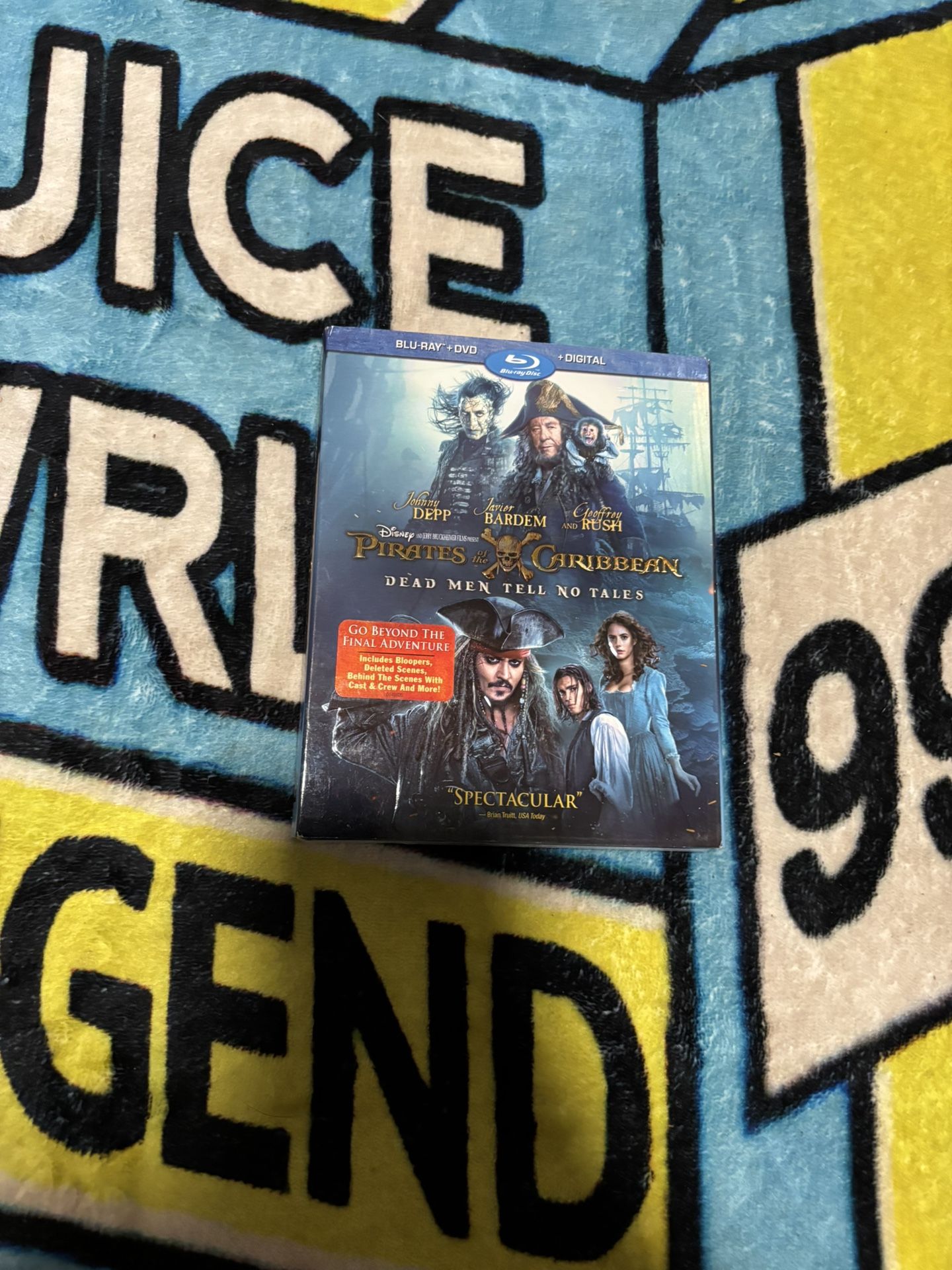 Pirates If The Caribbean Dead Men Tell No Tales Blu Ray