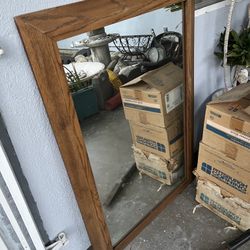 Thomasville Wall Mirror – Elegant Solid Wood Frame