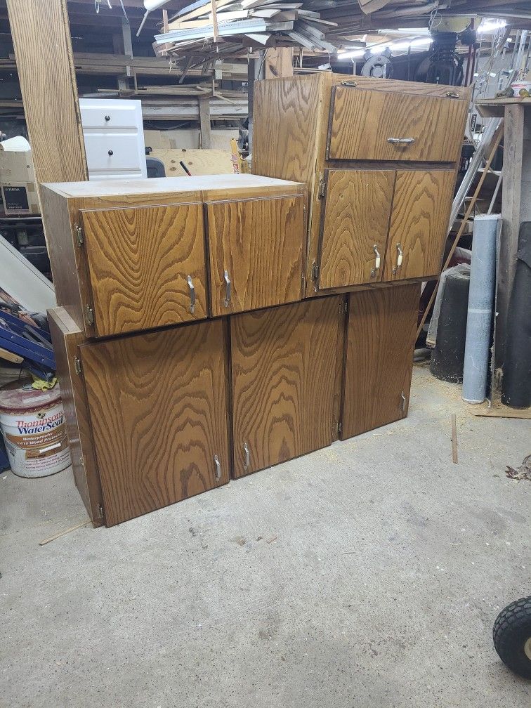 Top Cuberts. #1= 17 X 32 X 18 Deep #2= 28 X 30 X 18 Deep. #3= 62 X 30 X 12 Deep