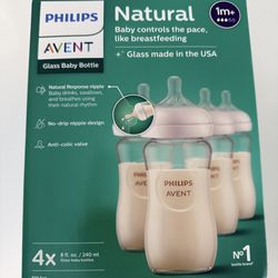 Philips Avent Natural Glass Baby Bottles with Natural Response Nipples