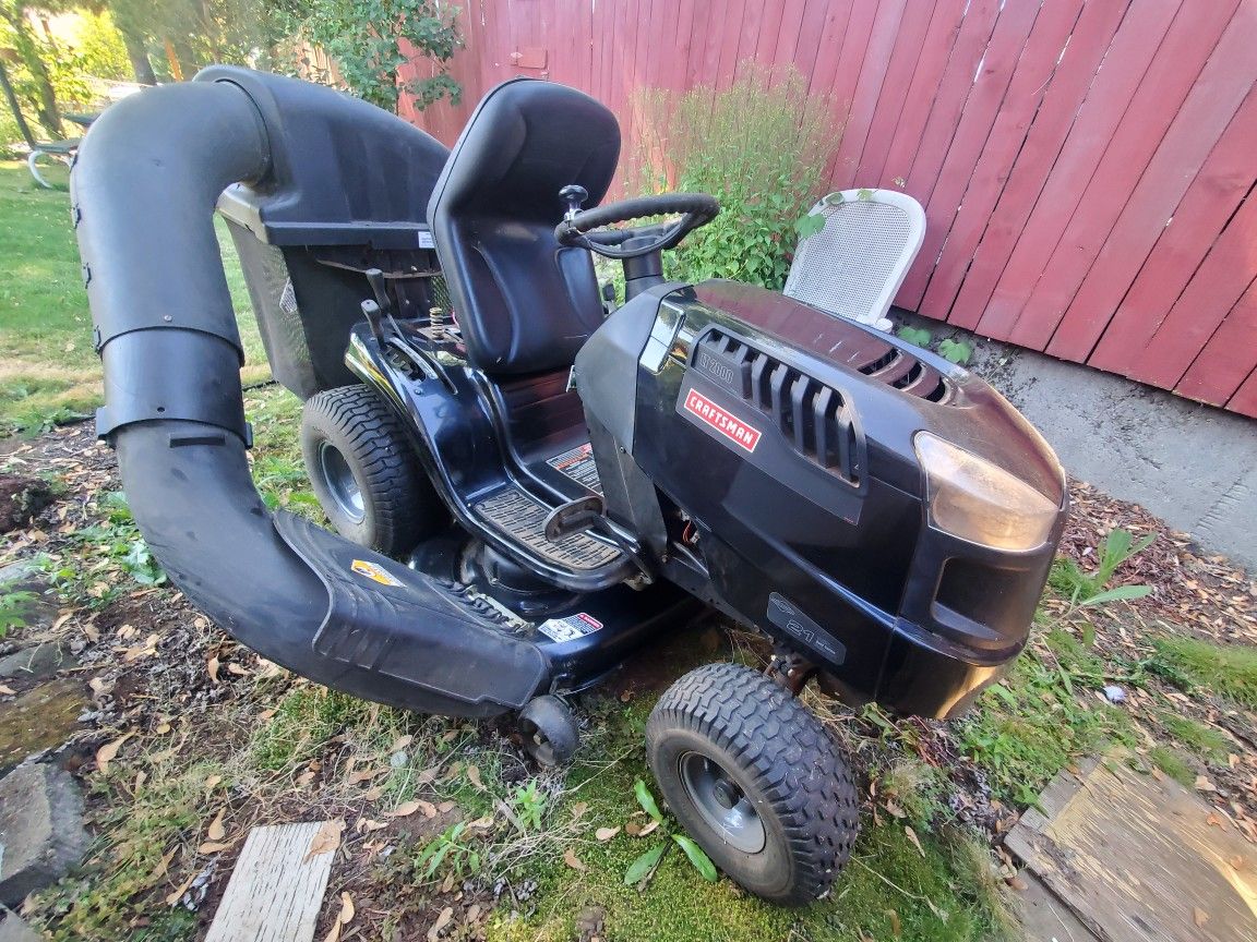 Craftsman Lawn Tractor