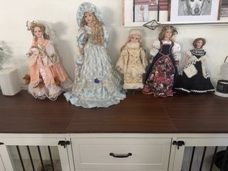 collectible dolls