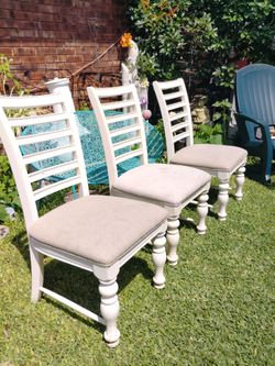 Rustic dining chair set