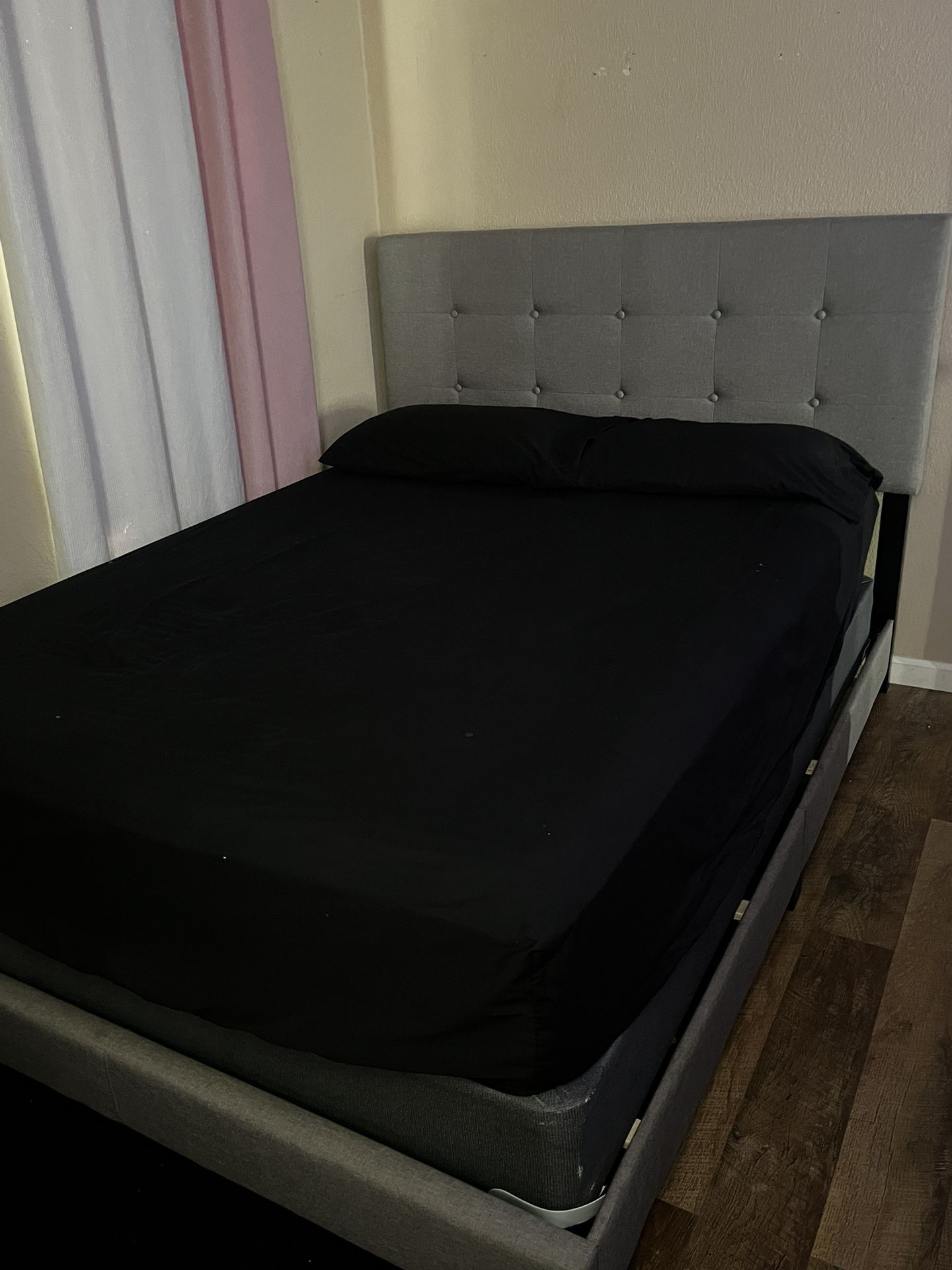 Queen Size Bed Good Condition Used For 6 Months