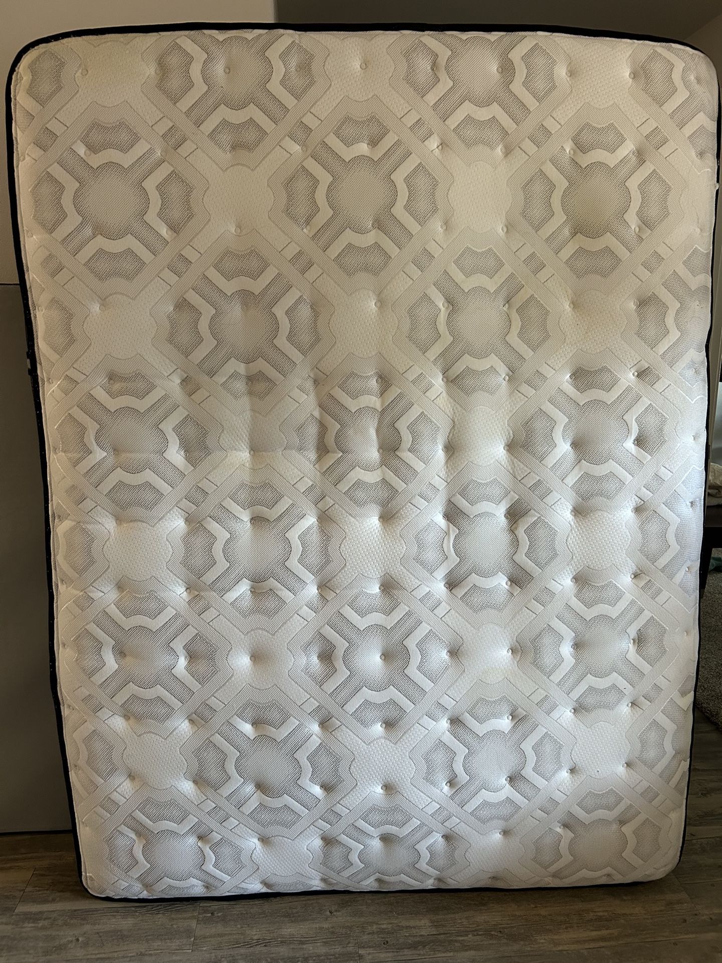 Mattress & Box Spring