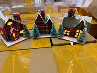 Christmas house Village LED 3-piece📍$3 or 2x$5
