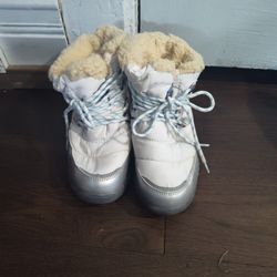 Snow Boots 