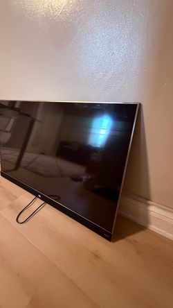TCL 50 inch Smart 4k TV Roku