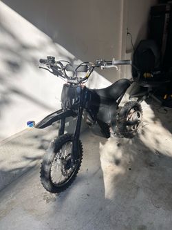 Pegs are loose need to be fix no kickstand tryna get rid