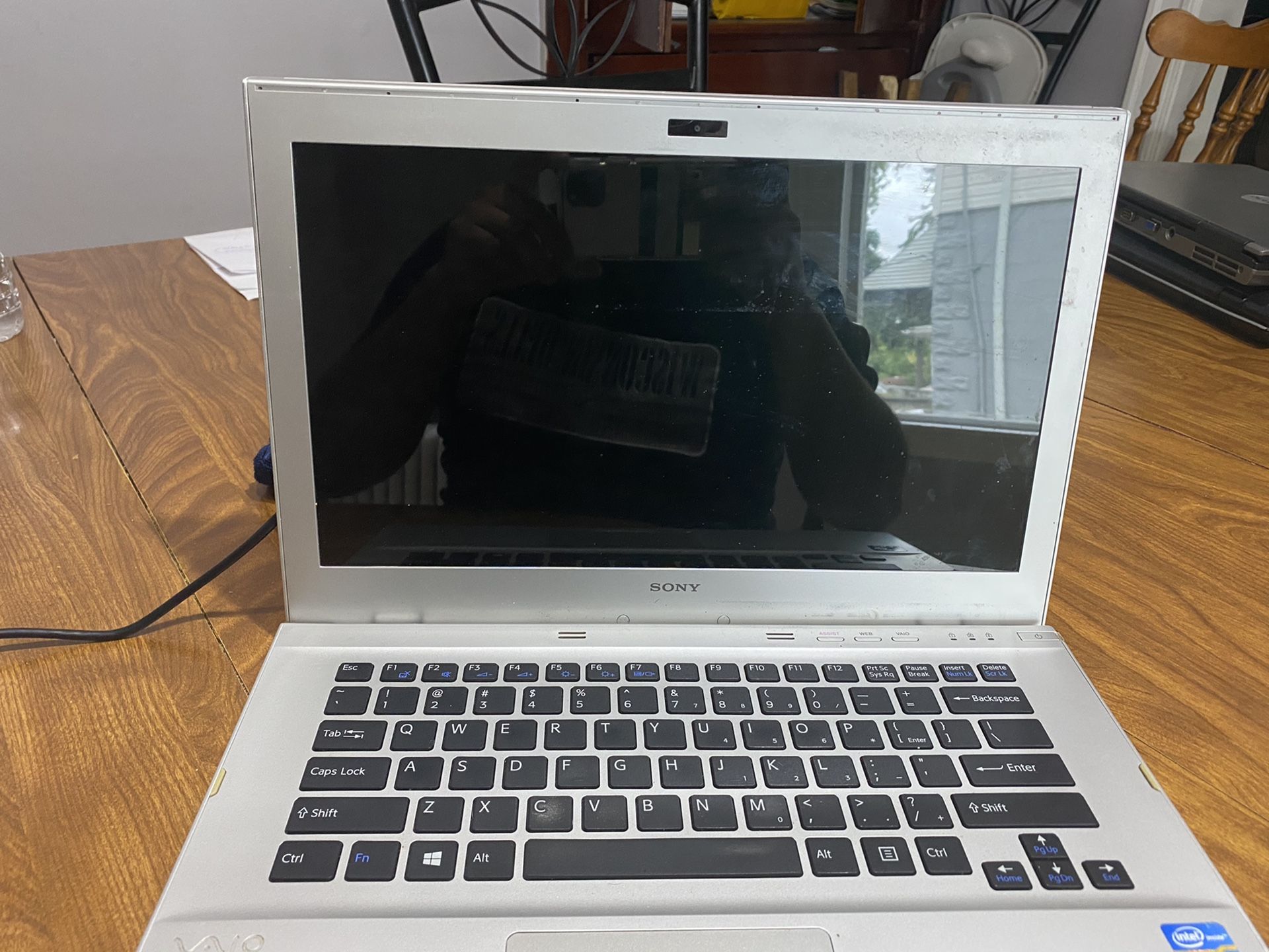 Sony vaio lcd cracked