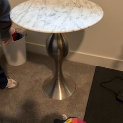 Side Tables 