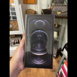 iPhone 12 Pro 128 Gig New With Box All Accessories Included