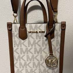 Women’s Michael Kors (crossbody Bag)