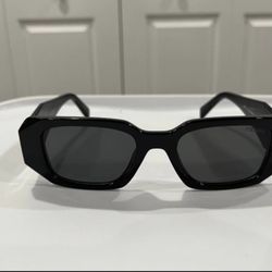 Designer Sunglasses 🕶️ 