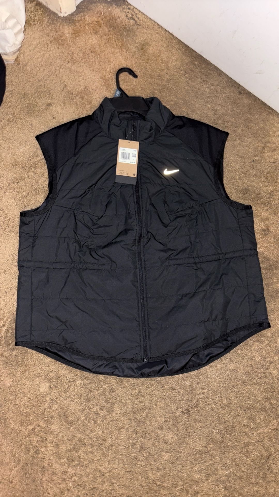 nike black vest therma fit