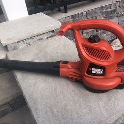 Black & Decker Electric Leaf Blower