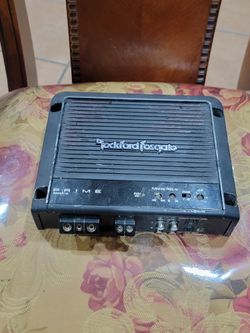 Rockford Fosgate R500X1D 
500W RMS Prime Series Class D Monoblock Amplifier works great