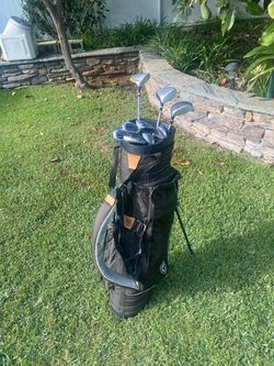 Gd. Cond 9 Set ( Older Jr. 8-13 Age) Golf Club Set W/ Bag