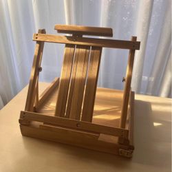 Compact Travel Easel for Painting on the go! 