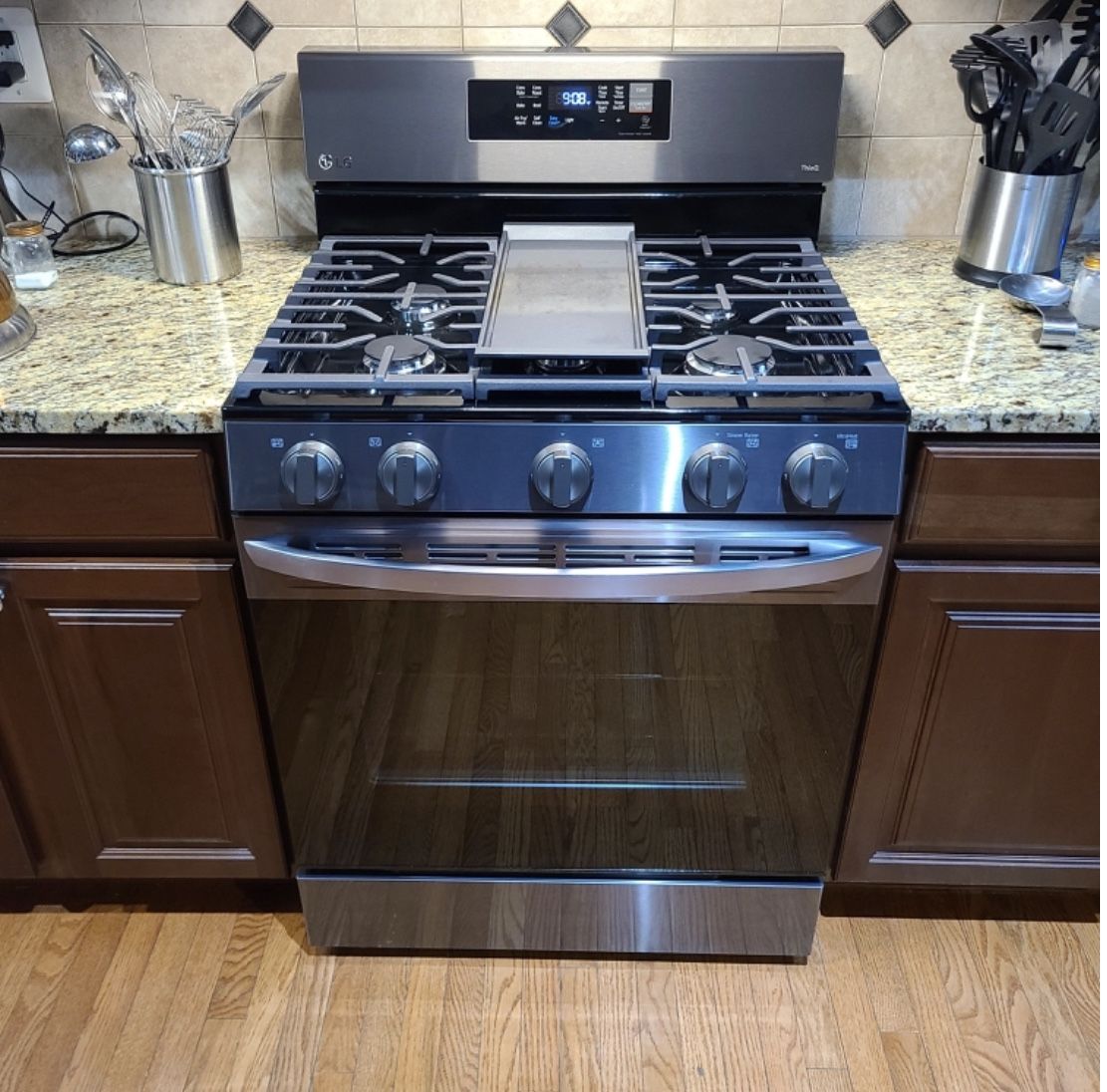 LG Gas Range