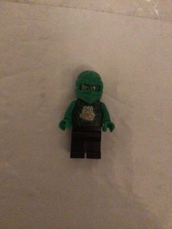 LEGO Ninjago: Airjitzu Lloyd WRONG LEGS