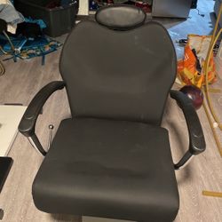 Barber/pedi Chair 