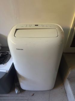 2 Ac units available like new