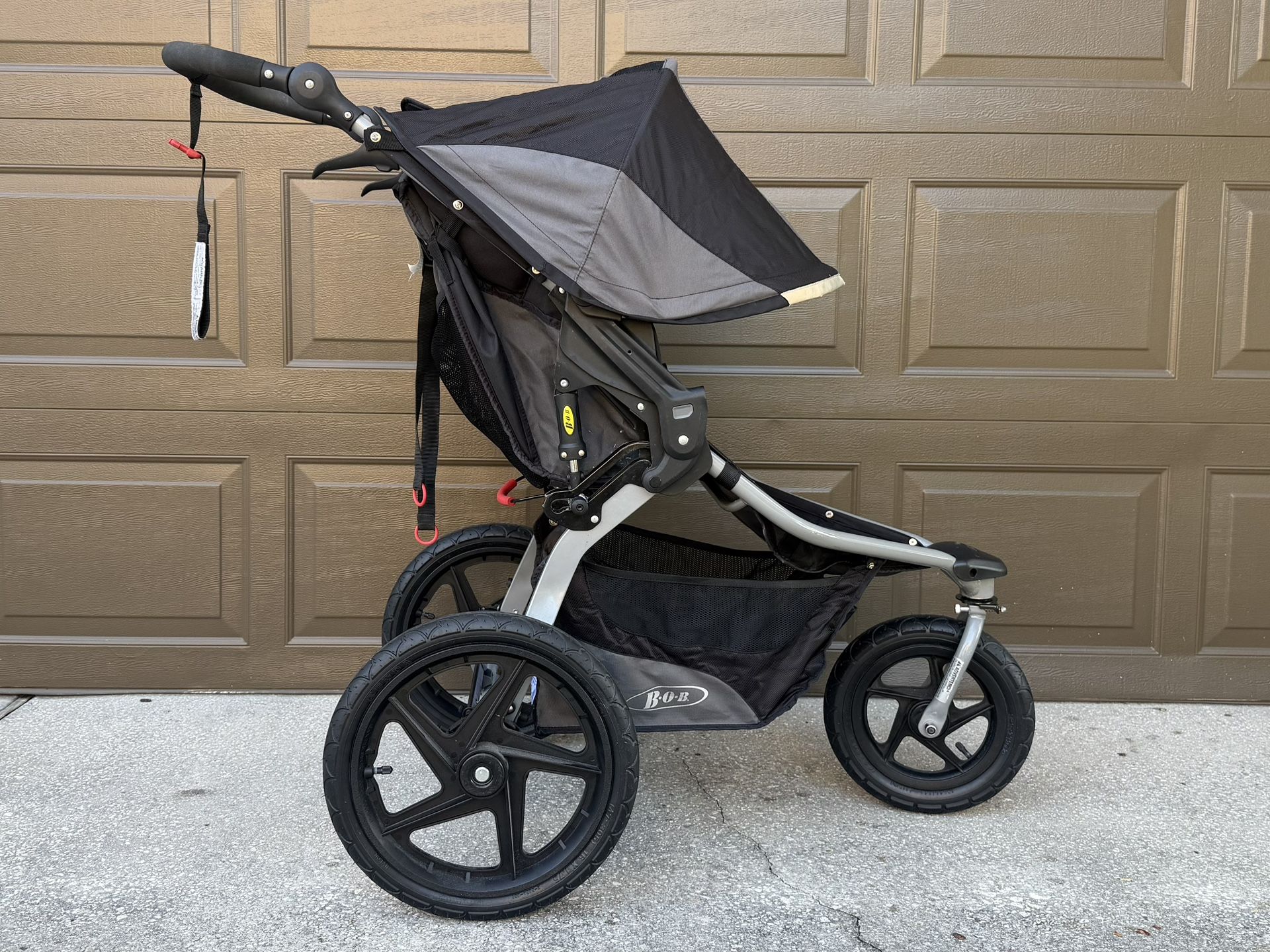 BOB Revolution Flex Jogging Stroller