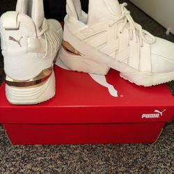 Puma Sneakers Size US 8.5 EU 39