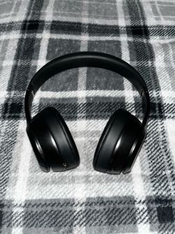 Beats solo 4