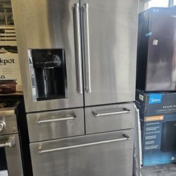 Refrigerator Kitchen Aid 